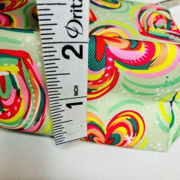 Clinique Heart Pouch Crystal Necklace & Stackable Charm Bracelet Bundle - Picture 7 of 8